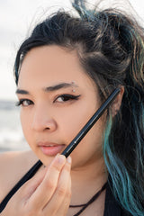 Akidearest x Game Beauty® Liquid Eyeliner Pen - 01 Volcanic